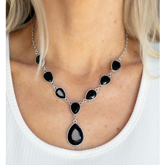 Party Paradise Necklace